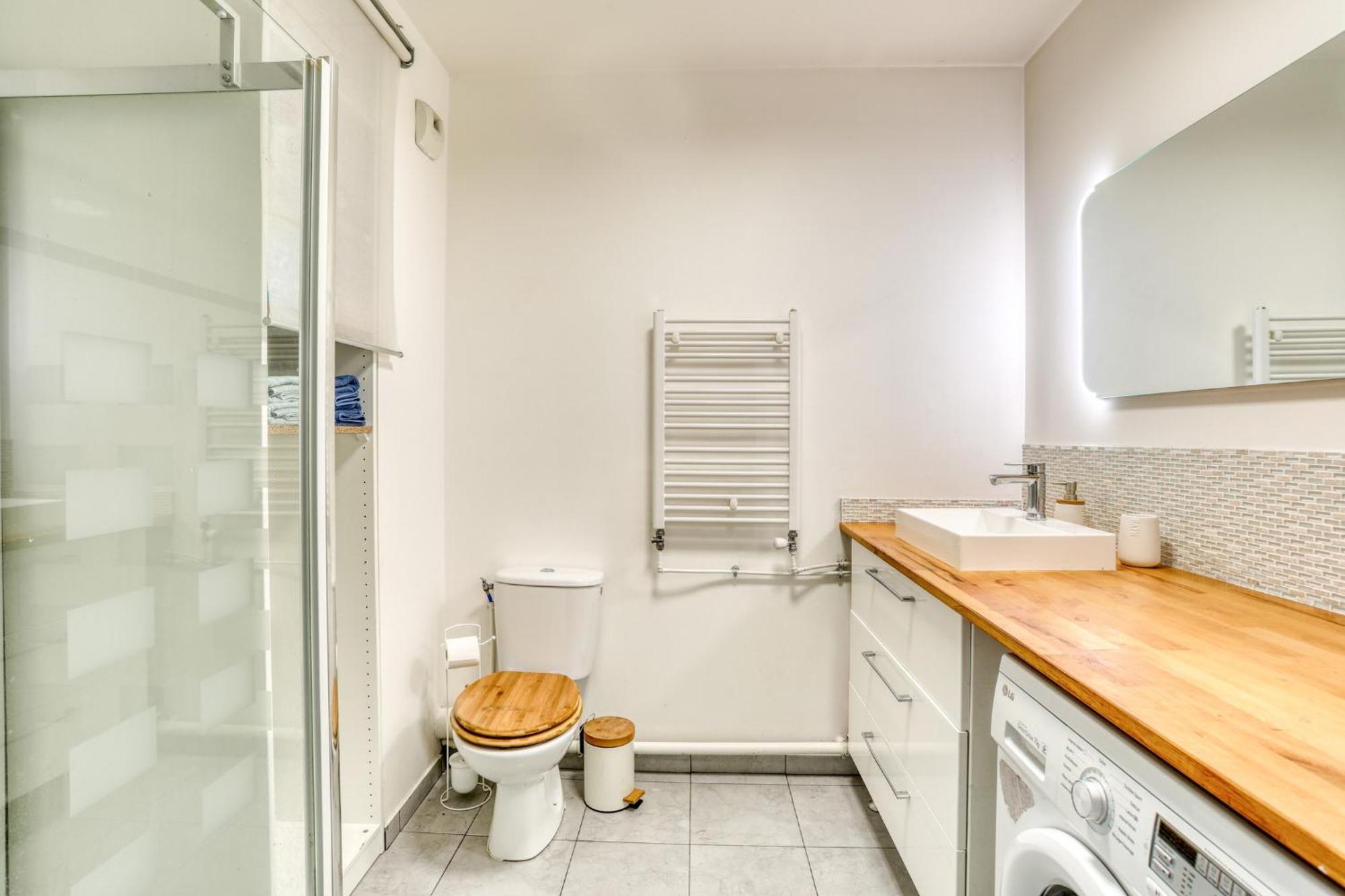 "Le Serenity ", Appartement Spacieux ,Balcon, Parking Prive Gratuit, Netflix, Proche Cdg Et Stade De France Stains Dış mekan fotoğraf